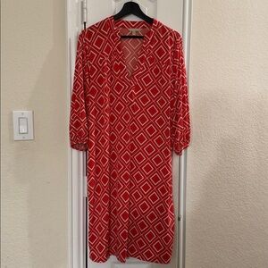 Banana Republic Orange and White Casual V-Neck Bishop Sleeve Dress